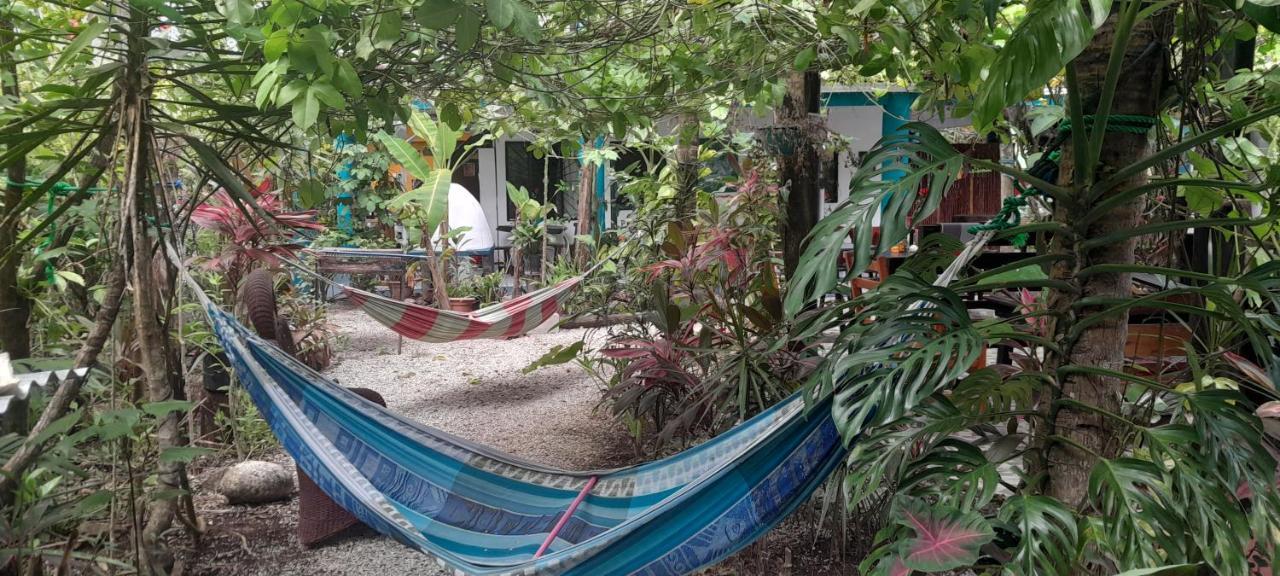 Cabinas Del Mar Samara Bagian luar foto