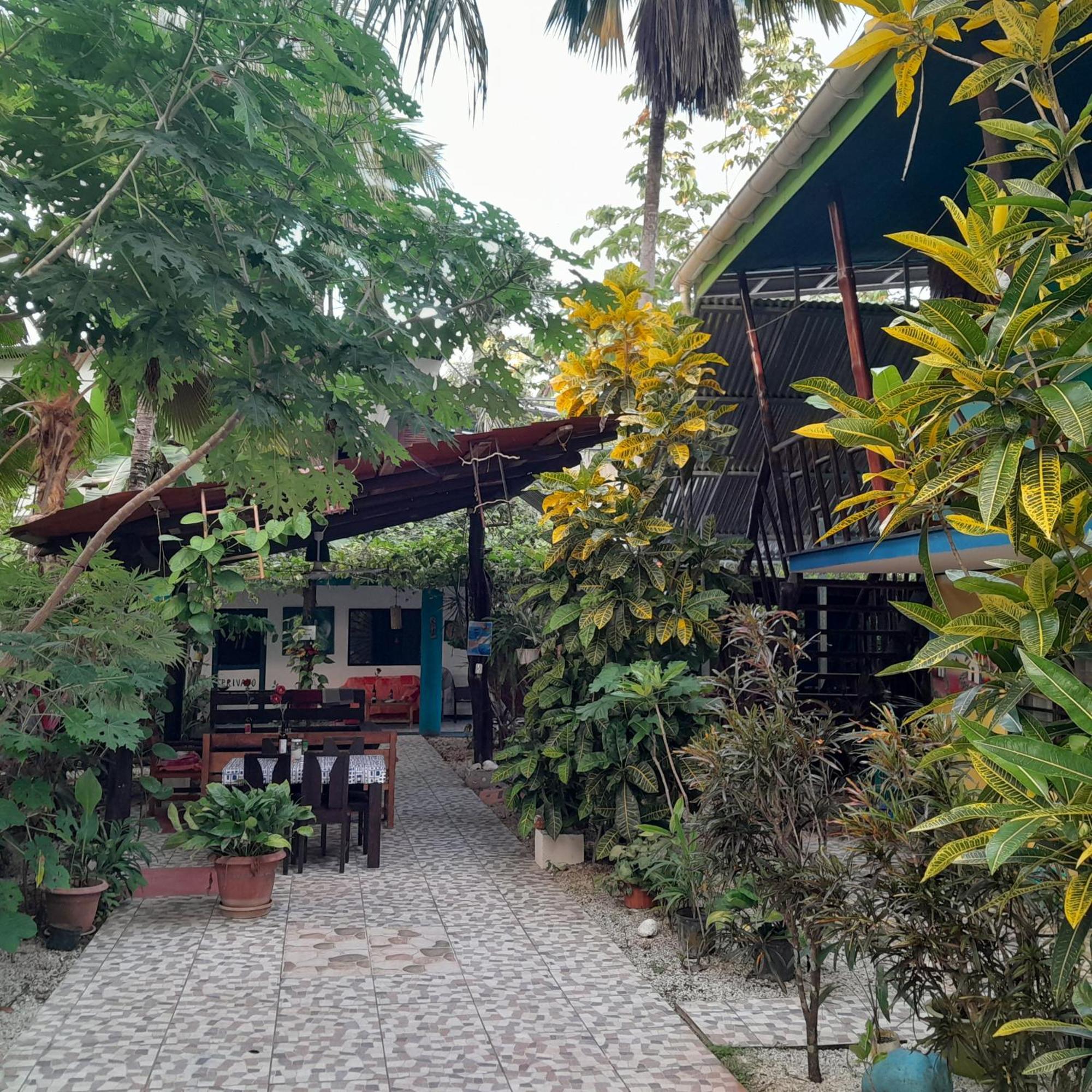 Cabinas Del Mar Samara Bagian luar foto